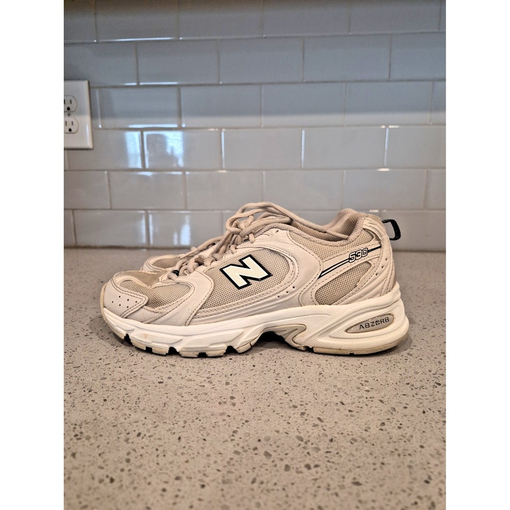 New Balance Women's 530 MR530SH Moonbeam Sea Salt White Low Top sz 4.5 Sneakers